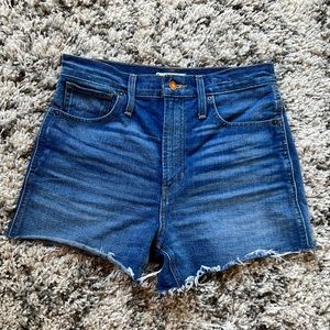 Madewell The Perfect Jean Short size 27